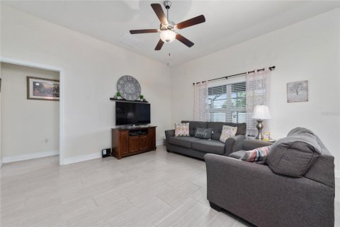 Casa en venta en Kissimmee, Florida, 3 dormitorios, 138.15 m2 № 1919131 - foto 10