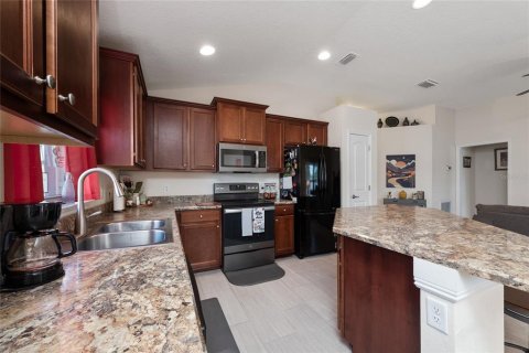 Casa en venta en Kissimmee, Florida, 3 dormitorios, 138.15 m2 № 1919131 - foto 13