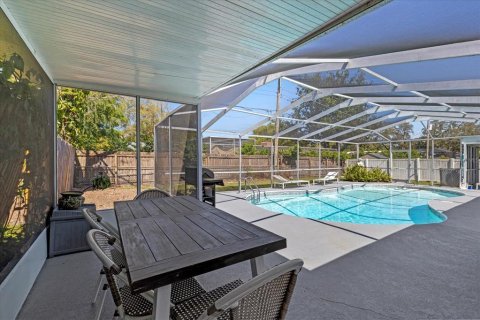 House in Tampa, Florida 3 bedrooms, 117.06 sq.m. № 1572640 - photo 23