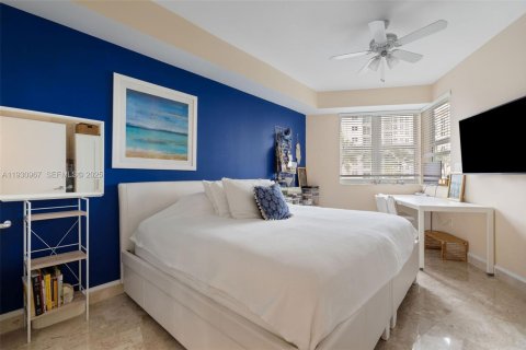 Copropriété à vendre à Aventura, Floride: 2 chambres, 122.63 m2 № 1989739 - photo 18