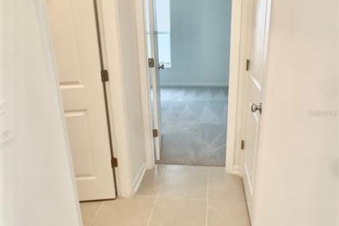 Casa en alquiler en Groveland, Florida, 4 dormitorios, 172.8 m2 № 1903234 - foto 19