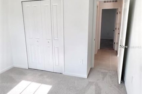 Casa en alquiler en Groveland, Florida, 4 dormitorios, 172.8 m2 № 1903234 - foto 27