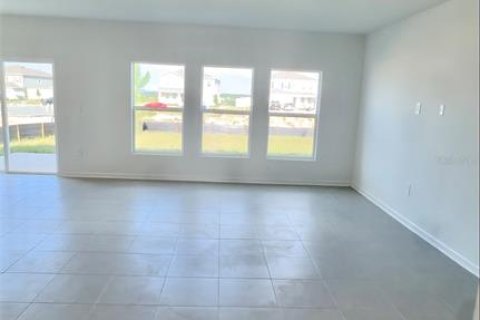 Casa en alquiler en Groveland, Florida, 4 dormitorios, 172.8 m2 № 1903234 - foto 9