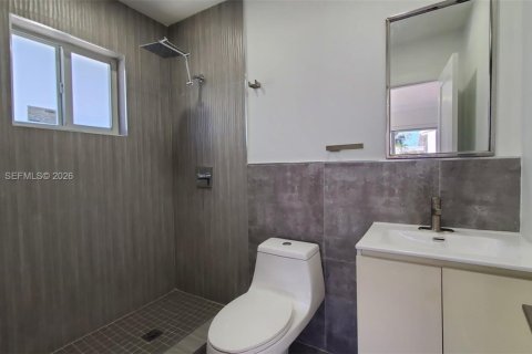 Снять в аренду виллу или дом в Майами, Флорида 3 спальни, 138.42м2, № 2005529 - фото 24