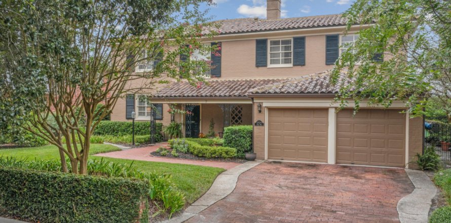 Casa en Jacksonville, Florida 4 dormitorios, 411.65 m2 № 801096