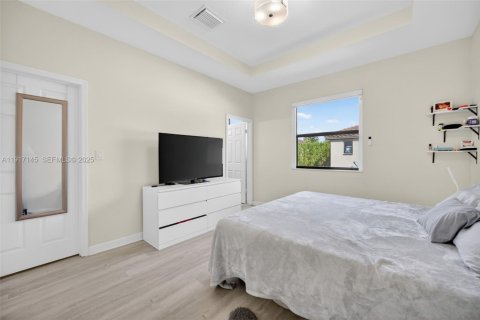 Купить виллу или дом в Хомстед, Флорида 2 спальни, 132.11м2, № 2079772 - фото 17