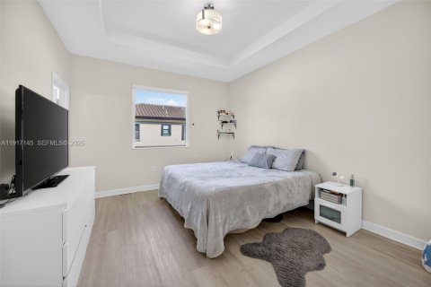 Купить виллу или дом в Хомстед, Флорида 2 спальни, 132.11м2, № 2079772 - фото 16