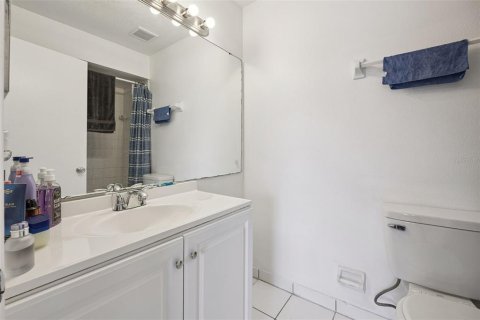 Townhouse in Kissimmee, Florida 2 bedrooms, 117.52 sq.m. № 2098060 - photo 18