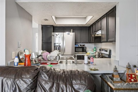 Townhouse in Kissimmee, Florida 2 bedrooms, 117.52 sq.m. № 2098060 - photo 7