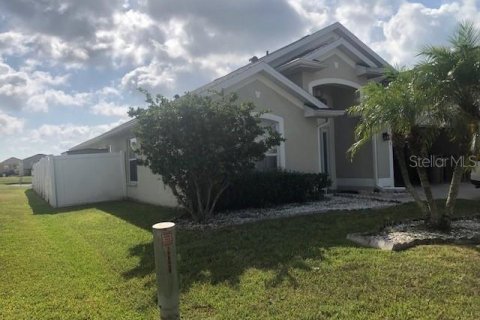 Casa en venta en Kissimmee, Florida, 4 dormitorios, 180.04 m2 № 1561731 - foto 2