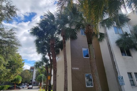 Copropriété à louer à Cutler Bay, Floride: 1 chambre, 58.06 m2 № 1927689 - photo 1