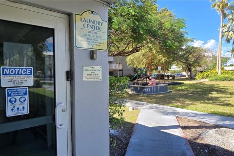 Copropriété à louer à Cutler Bay, Floride: 1 chambre, 58.06 m2 № 1927689 - photo 15