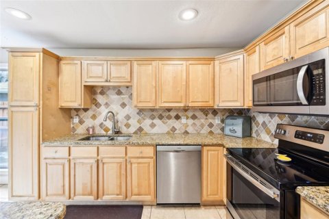 Casa en venta en Casselberry, Florida, 3 dormitorios, 175.96 m2 № 1667014 - foto 15