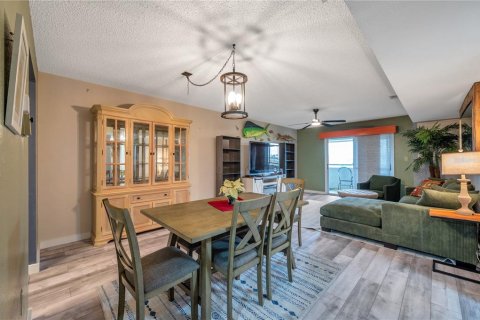 Condominio en venta en New Port Richey, Florida, 2 dormitorios, 91.04 m2 № 1546502 - foto 7