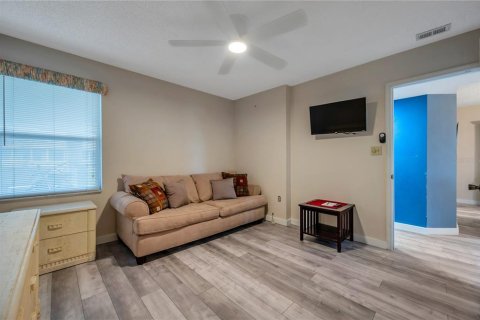 Copropriété à vendre à New Port Richey, Floride: 2 chambres, 91.04 m2 № 1546502 - photo 25