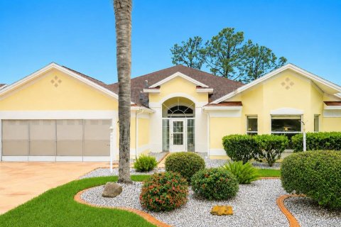 Casa en The Villages, Florida 4 dormitorios, 274.9 m2 № 2122956