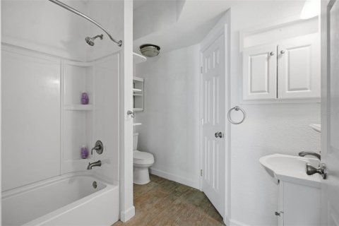 Villa ou maison à vendre à Brooksville, Floride: 6 chambres, 543.01 m2 № 2231105 - photo 30