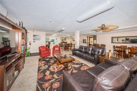 Copropriété à vendre à Clearwater, Floride: 2 chambres, 101.64 m2 № 1583846 - photo 5