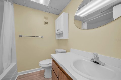Copropriété à vendre à Clearwater, Floride: 2 chambres, 101.64 m2 № 1583846 - photo 28