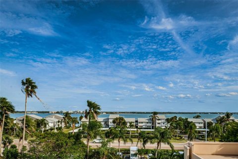 Copropriété à vendre à Clearwater, Floride: 2 chambres, 101.64 m2 № 1583846 - photo 9