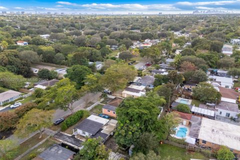 Купить виллу или дом в Норт-Майами, Флорида 2 спальни, 89.74м2, № 2011105 - фото 30