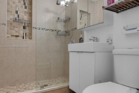 Купить виллу или дом в Норт-Майами, Флорида 2 спальни, 89.74м2, № 2011105 - фото 14