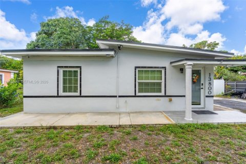 Купить виллу или дом в Норт-Майами, Флорида 2 спальни, 89.74м2, № 2011105 - фото 3