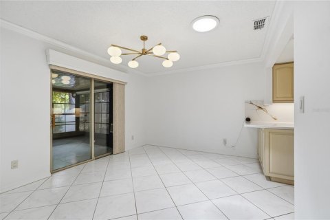 House in Palm Harbor, Florida 2 bedrooms, 182.37 sq.m. № 2140569 - photo 18