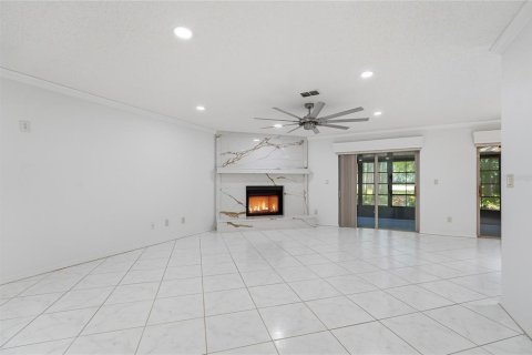 House in Palm Harbor, Florida 2 bedrooms, 182.37 sq.m. № 2140569 - photo 9