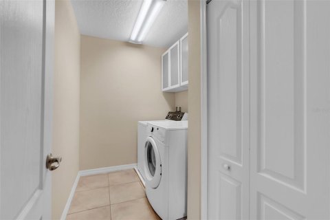 House in Groveland, Florida 3 bedrooms, 237.83 sq.m. № 1905600 - photo 27