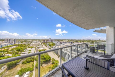 Condominio en venta en Fort Lauderdale, Florida, 1 dormitorio, 76.74 m2 № 1777752 - foto 1