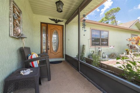 House in Palm Harbor, Florida 4 bedrooms, 181.07 sq.m. № 1847829 - photo 3