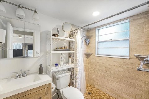 Copropriété à vendre à Deerfield Beach, Floride: 2 chambres, 76.18 m2 № 1748299 - photo 18