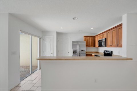 Townhouse in Orlando, Florida 3 bedrooms, 171.22 sq.m. № 1843514 - photo 12