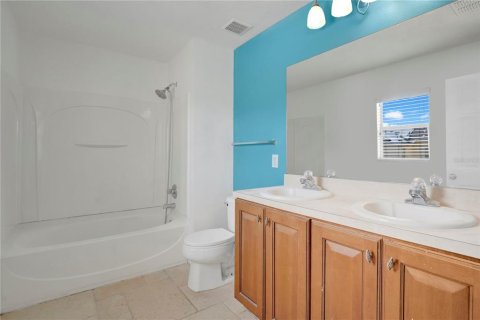 Townhouse in Orlando, Florida 3 bedrooms, 171.22 sq.m. № 1843514 - photo 16