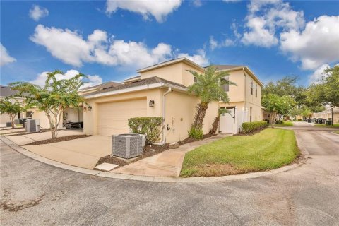 Townhouse in Orlando, Florida 3 bedrooms, 171.22 sq.m. № 1843514 - photo 23