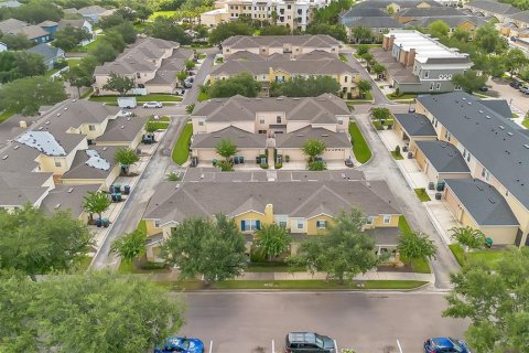 Townhouse in Orlando, Florida 3 bedrooms, 171.22 sq.m. № 1843514 - photo 26