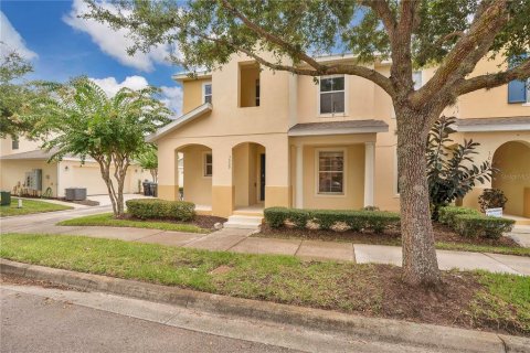 Townhouse in Orlando, Florida 3 bedrooms, 171.22 sq.m. № 1843514 - photo 2