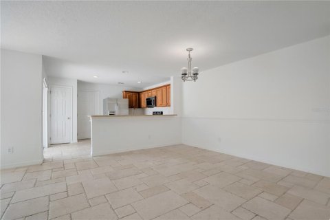 Townhouse in Orlando, Florida 3 bedrooms, 171.22 sq.m. № 1843514 - photo 5