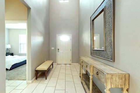 Villa ou maison à vendre à Kissimmee, Floride: 8 chambres, 375.42 m2 № 738540 - photo 3