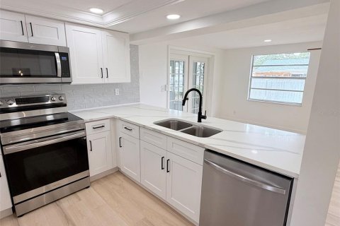 Casa en alquiler en Hudson, Florida, 3 dormitorios, 139.35 m2 № 2091573 - foto 9
