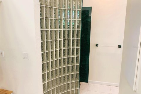 Купить виллу или дом в Нокомис, Флорида 9 комнат, 324.88м2, № 1576645 - фото 24