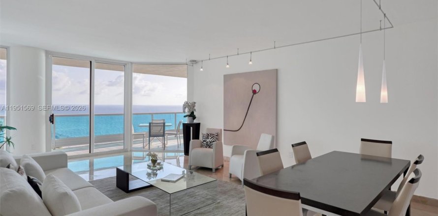 Condo à Miami Beach, Floride, 2 chambres  № 2009459