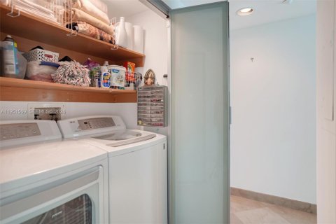 Copropriété à louer à Miami Beach, Floride: 2 chambres, 162.58 m2 № 2009459 - photo 17