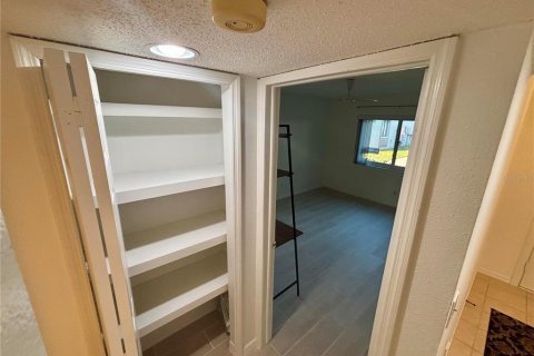 Copropriété à vendre à Saint Petersburg, Floride: 2 chambres, 103.12 m2 № 1733150 - photo 21