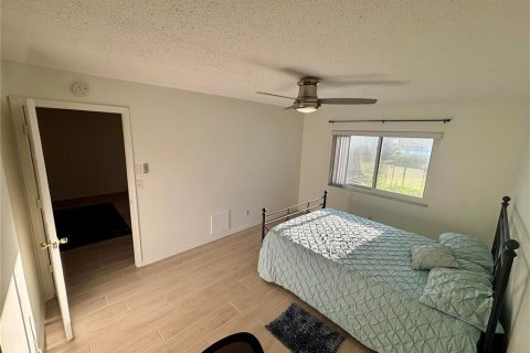 Copropriété à vendre à Saint Petersburg, Floride: 2 chambres, 103.12 m2 № 1733150 - photo 9