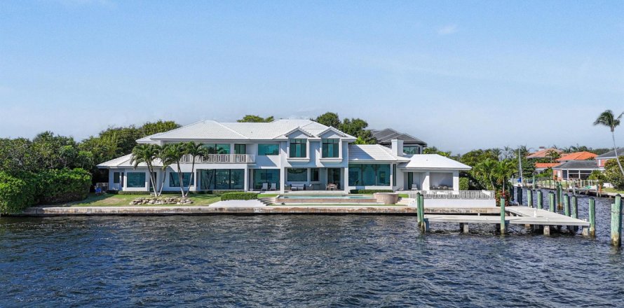 Villa ou maison à North Palm Beach, Floride 5 chambres, 684.32 m2 № 2082427