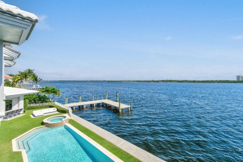 Villa ou maison à vendre à North Palm Beach, Floride: 5 chambres, 684.32 m2 № 2082427 - photo 25