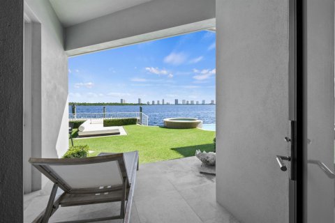 Villa ou maison à vendre à North Palm Beach, Floride: 5 chambres, 684.32 m2 № 2082427 - photo 12