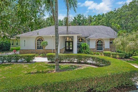 House in New Port Richey, Florida 4 bedrooms, 229.38 sq.m. № 1802001 - photo 5